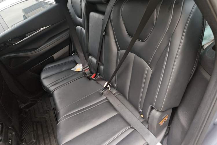 Used Infiniti QX60 2024 2.0T Elegant Edition Left Rear Seat
