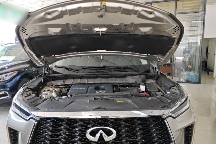 Used Infiniti QX60 2024 2.0T All-Wheel-Drive Excellence Edition Engine Bay