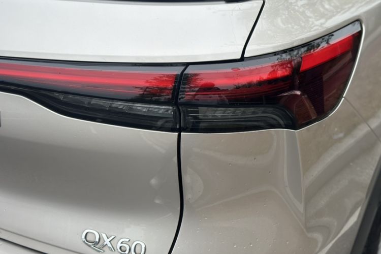 Used Infiniti QX60 2024 2.0T All-Wheel-Drive Excellence Edition Exterior 9