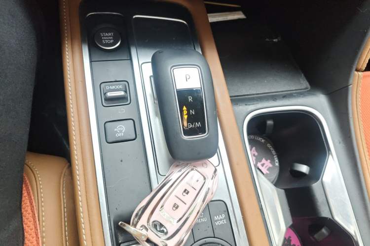 Used Infiniti QX60 2024 2.0T Enjoyment Edition Gear Lever