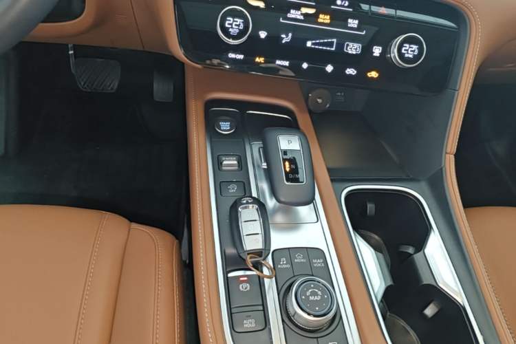 Used Infiniti QX60 2024 2.0T Enjoyment Edition Gear Lever