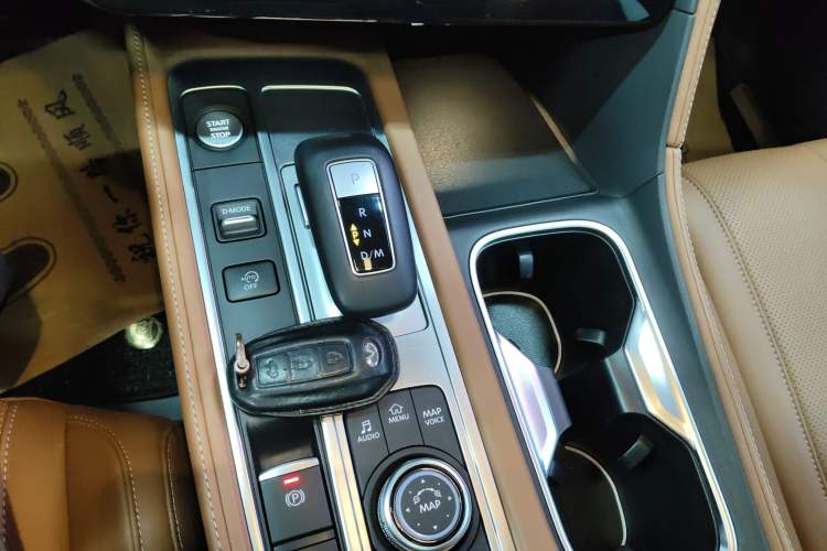 Used Infiniti QX60 2024 2.0T Four-Wheel Drive Luxury Edition Gear Lever