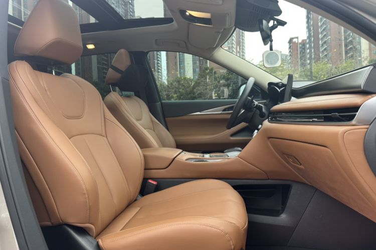 Used Infiniti QX60 2024 2.0T All-Wheel-Drive Excellence Edition Interior 4