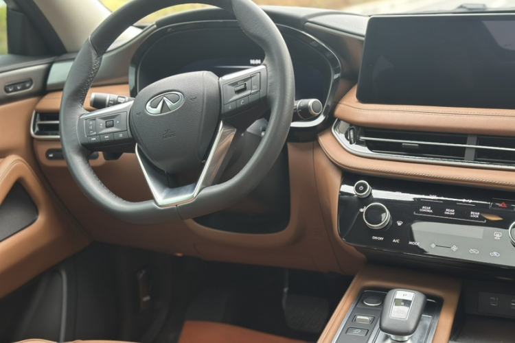 Used Infiniti QX60 2024 2.0T All-Wheel-Drive Excellence Edition Interior 6