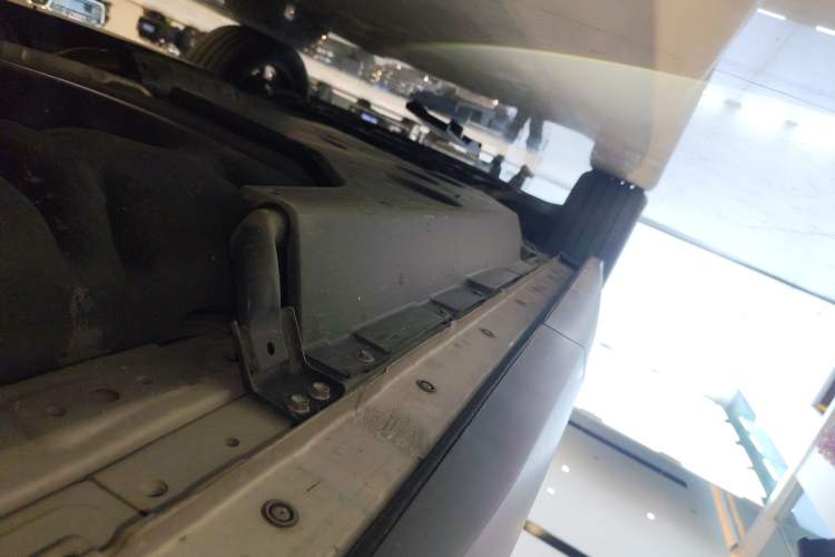Used Infiniti QX60 2024 2.0T Four-Wheel Drive Luxury Edition Left Side Sill