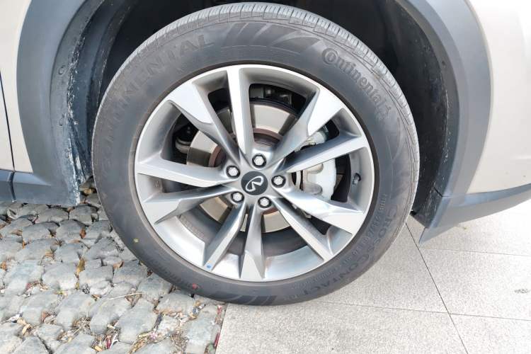 Used Infiniti QX60 2024 2.0T Enjoyment Edition Right Front Wheel Hub