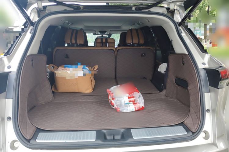 Used Infiniti QX60 2024 2.0T All-Wheel-Drive Excellence Edition Trunk