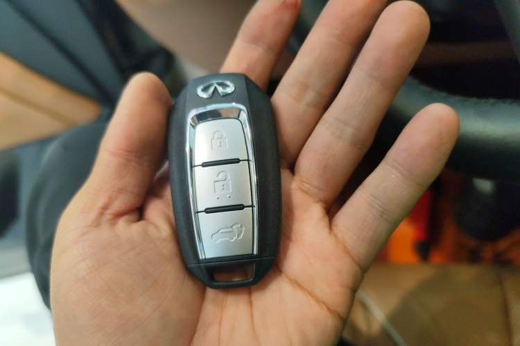 Used Infiniti QX60 2024 2.0T Four-Wheel Drive Luxury Edition Vehicle Key