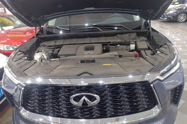 Used Infiniti QX60 2024 2.0T All-Wheel-Drive Excellence Edition Engine Bay