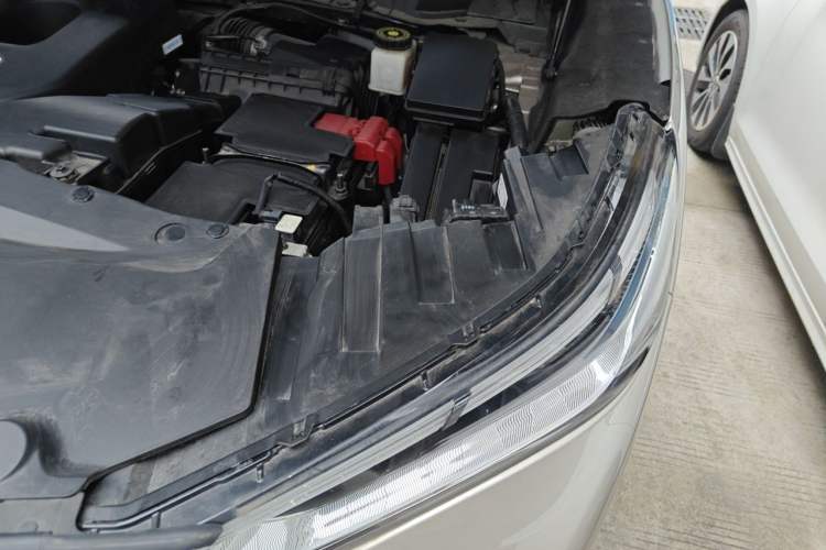 Used Infiniti QX60 2024 2.0T Four-Wheel Drive Luxury Edition Engine Bay Left