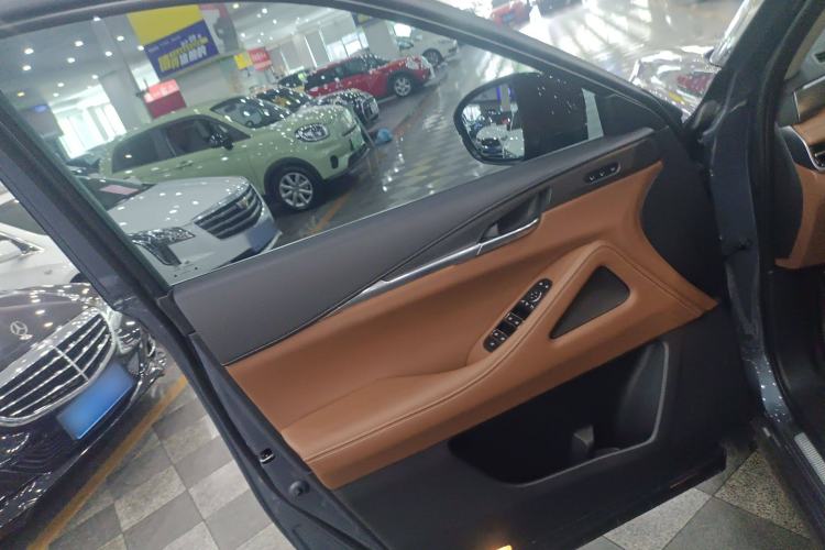 Used Infiniti QX60 2024 2.0T All-Wheel-Drive Excellence Edition Left Front Door Interior