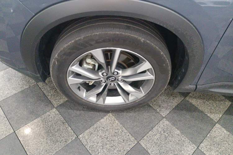 Used Infiniti QX60 2024 2.0T All-Wheel-Drive Excellence Edition Left Front Wheel Hub