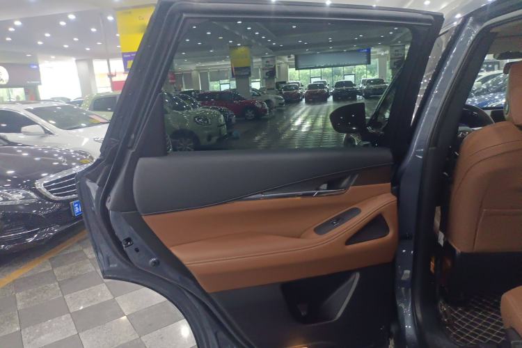 Used Infiniti QX60 2024 2.0T All-Wheel-Drive Excellence Edition Left Rear Door Interior