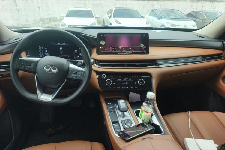 Used Infiniti QX60 2024 2.0T Enjoyment Edition Center Console