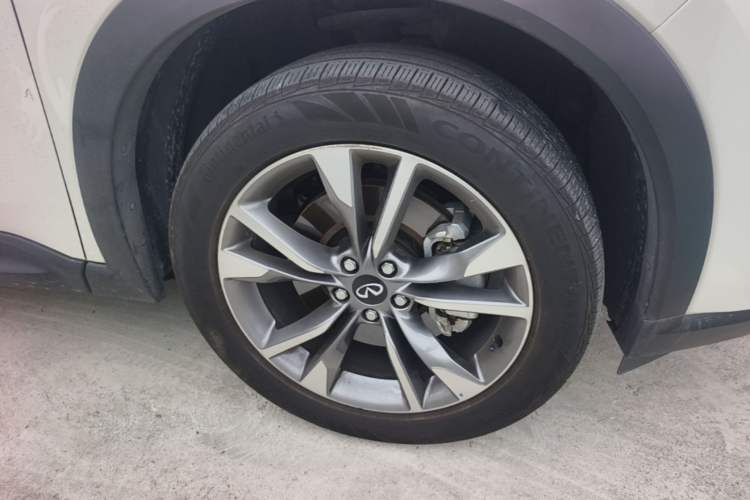 Used Infiniti QX60 2024 2.0T Enjoyment Edition Right Front Wheel Hub