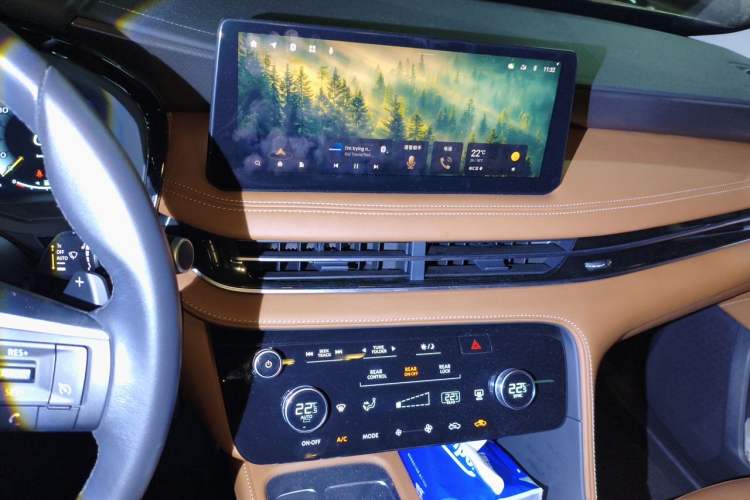 Used Infiniti QX60 2024 2.0T Enjoyment Edition Audio And AC Panel