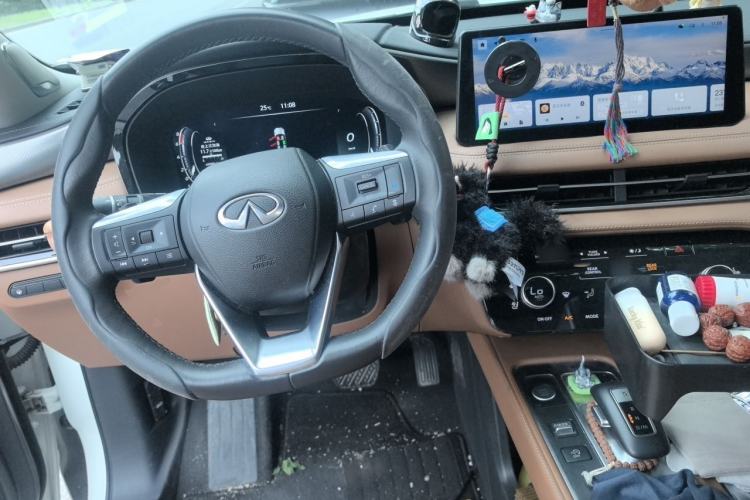 Used Infiniti QX60 2024 2.0T Four-Wheel Drive Luxury Edition Center Console