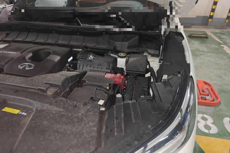 Used Infiniti QX60 2024 2.0T Four-Wheel Drive Flagship Edition Engine Bay Left