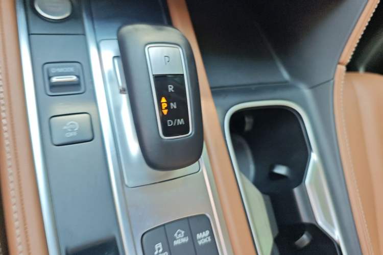 Used Infiniti QX60 2024 2.0T Enjoyment Edition Gear Lever