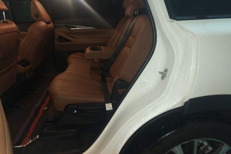 Used Infiniti QX60 2024 2.0T Enjoyment Edition Left Rear Seat