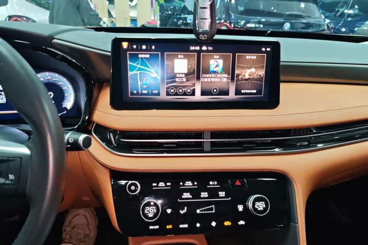 Used Infiniti QX60 2024 2.0T Enjoyment Edition Audio And AC Panel