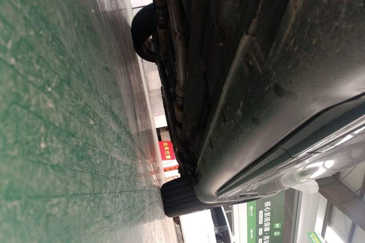 Used Infiniti QX70 2015 3.7L Shadow Edition Right Side Sill