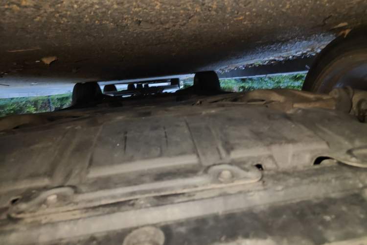 Used Infiniti QX70 2013 3.7L Standard Edition Chassis Front