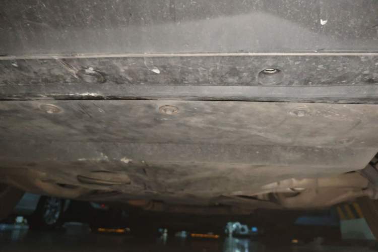 Used Infiniti QX70 2013 3.7L Standard Edition Chassis Front