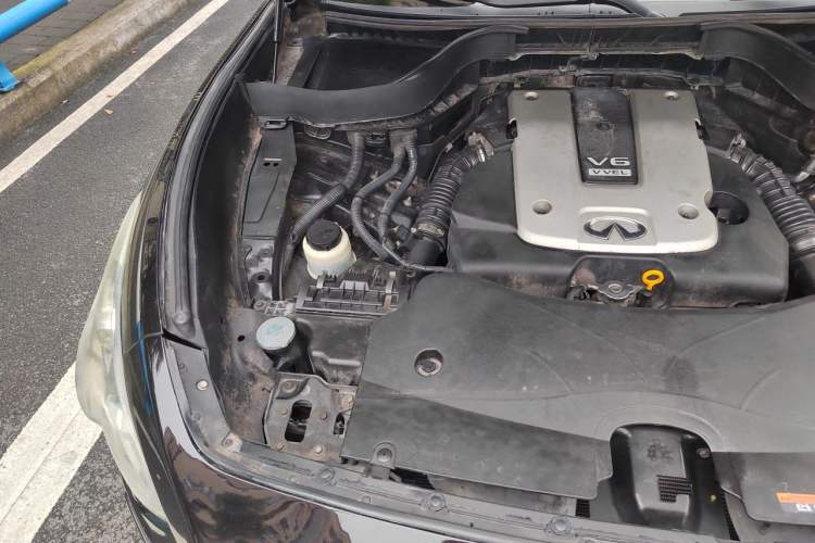 Used Infiniti QX70 2013 3.7L Standard Edition Engine Bay Right