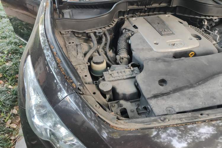 Used Infiniti QX70 2013 3.7L Standard Edition Engine Bay Right