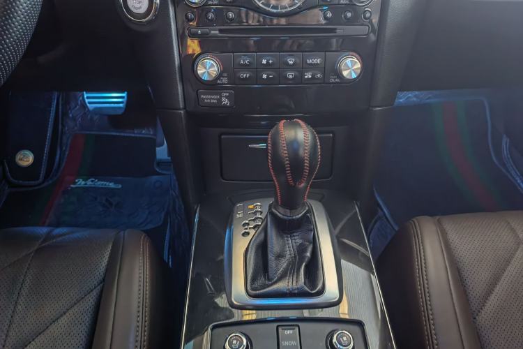Used Infiniti QX70 2013 3.7L Standard Edition Gear Lever
