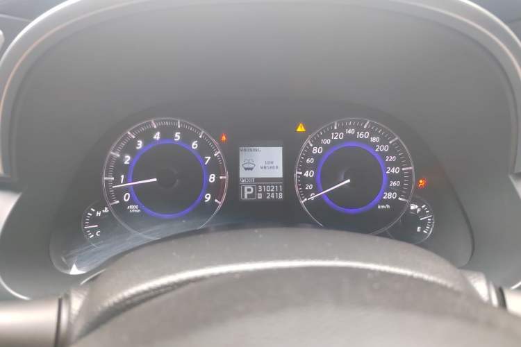 Used Infiniti QX70 2013 3.7L Standard Edition Instrument Cluster