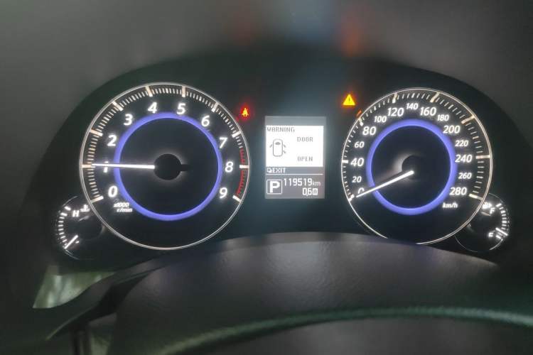 Used Infiniti QX70 2013 3.7L Standard Edition Instrument Cluster