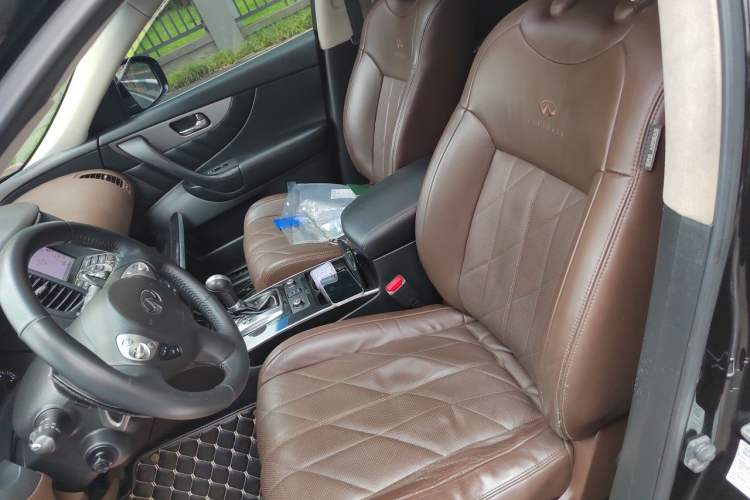 Used Infiniti QX70 2013 3.7L Standard Edition Left Front Seat
