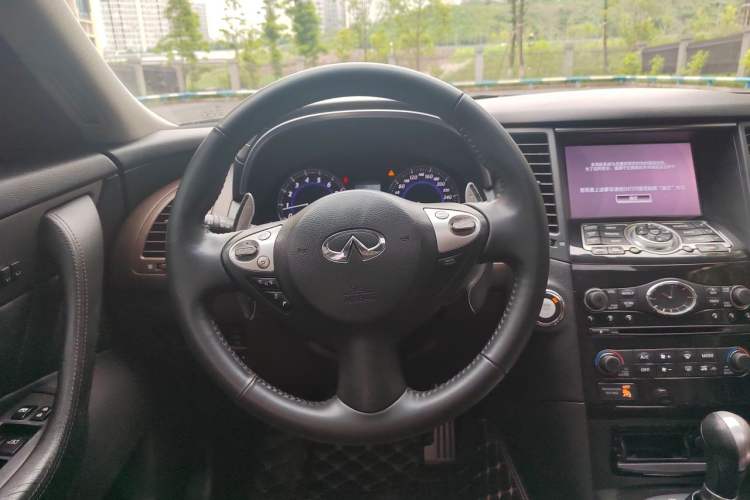 Used Infiniti QX70 2013 3.7L Standard Edition Steering Wheel