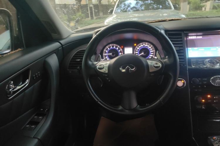 Used Infiniti QX70 2013 3.7L Standard Edition Steering Wheel