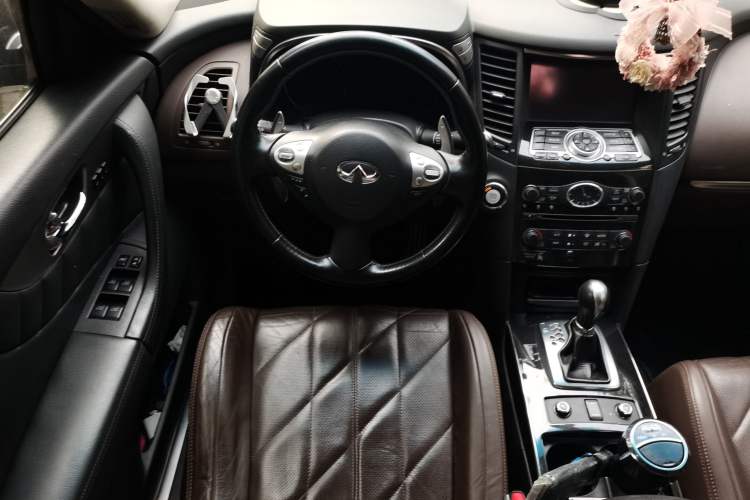 Used Infiniti QX70 2013 3.7L Supreme Edition Steering Wheel