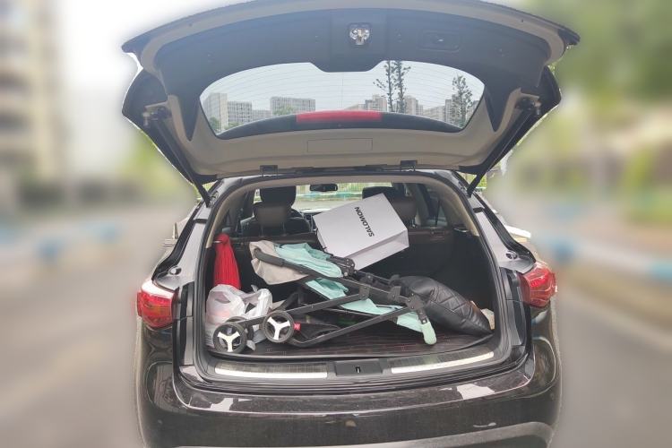 Used Infiniti QX70 2013 3.7L Standard Edition Trunk