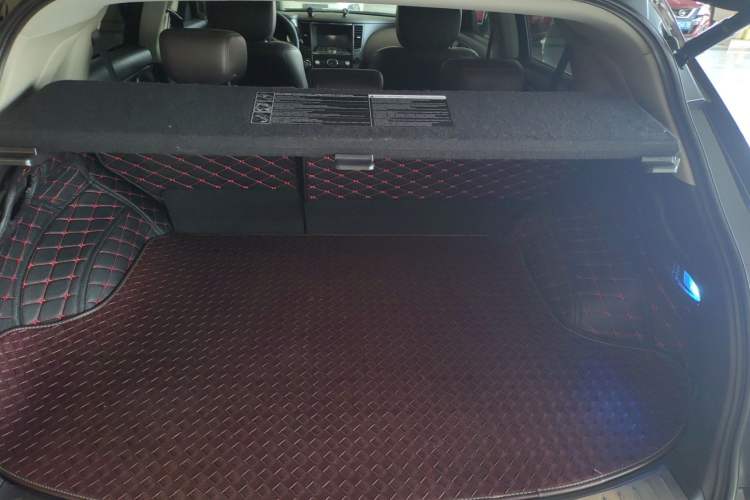 Used Infiniti QX70 2013 3.7L Standard Edition Trunk