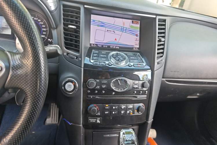 Used Infiniti QX70 2013 3.7L Standard Edition Audio And AC Panel
