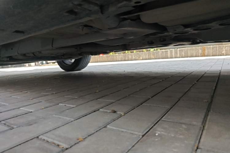 Used Infiniti QX70 2013 3.7L Standard Edition Chassis Rear Left