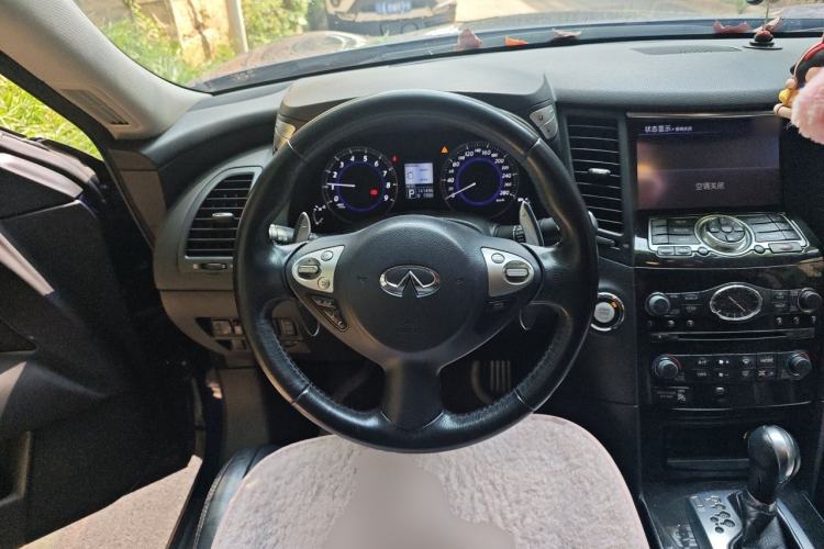 Used Infiniti QX70 2013 3.7L Standard Edition Steering Wheel