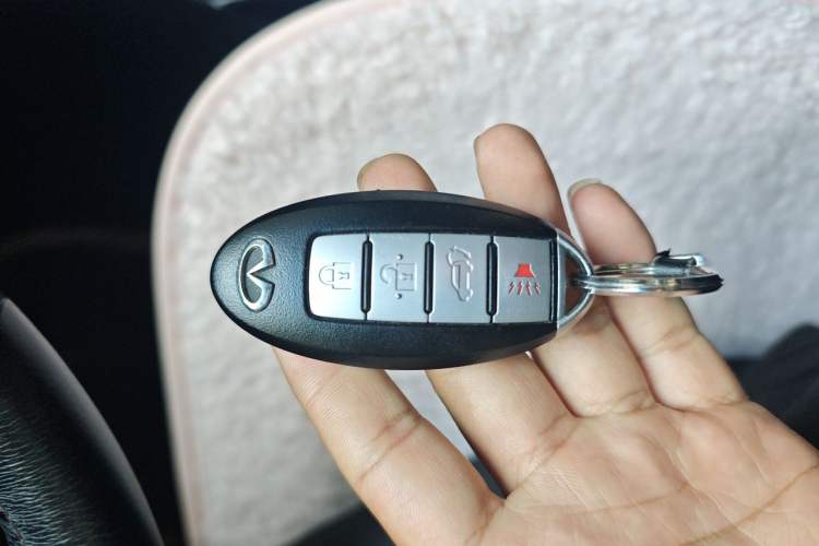 Used Infiniti QX70 2013 3.7L Standard Edition Vehicle Key