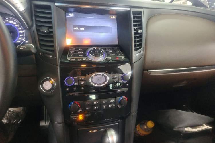 Used Infiniti QX70 2013 3.7L Standard Edition Audio And AC Panel