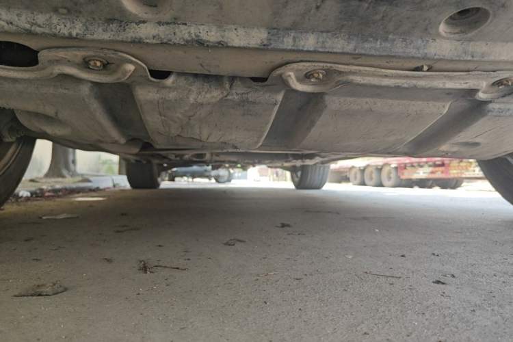Used Infiniti QX70 2013 3.7L Standard Edition Chassis Front