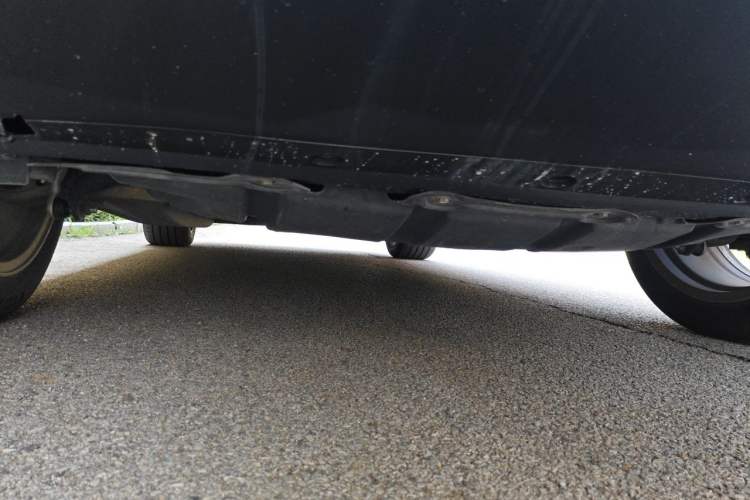 Used Infiniti QX70 2013 3.7L Standard Edition Chassis Front