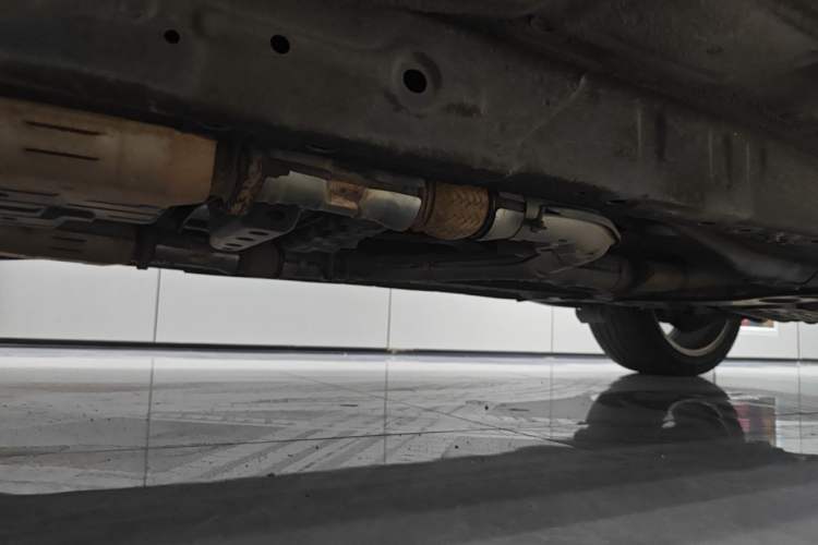 Used Infiniti QX70 2013 3.7L Standard Edition Chassis Rear Left