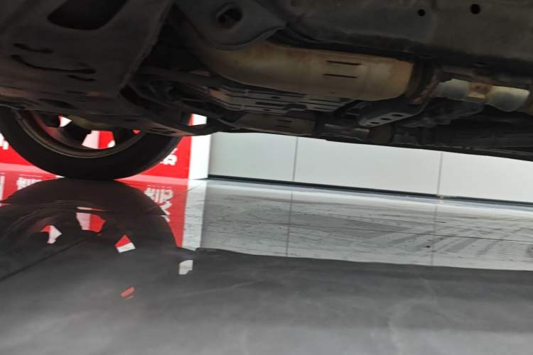 Used Infiniti QX70 2013 3.7L Standard Edition Chassis Rear Right