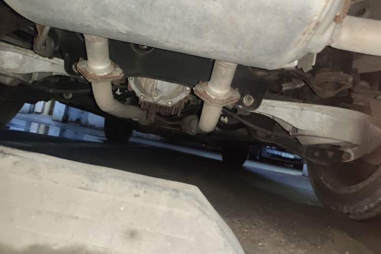 Used Infiniti QX70 2013 3.7L Standard Edition Chassis Rear