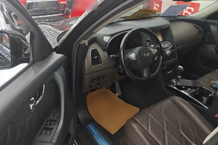 Used Infiniti QX70 2013 3.7L Standard Edition Driver Seat